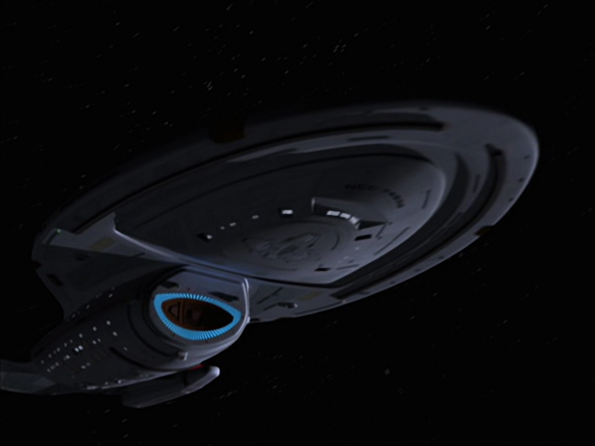extant_StarTrek_VOY_6x23-Fury_03531.jpg