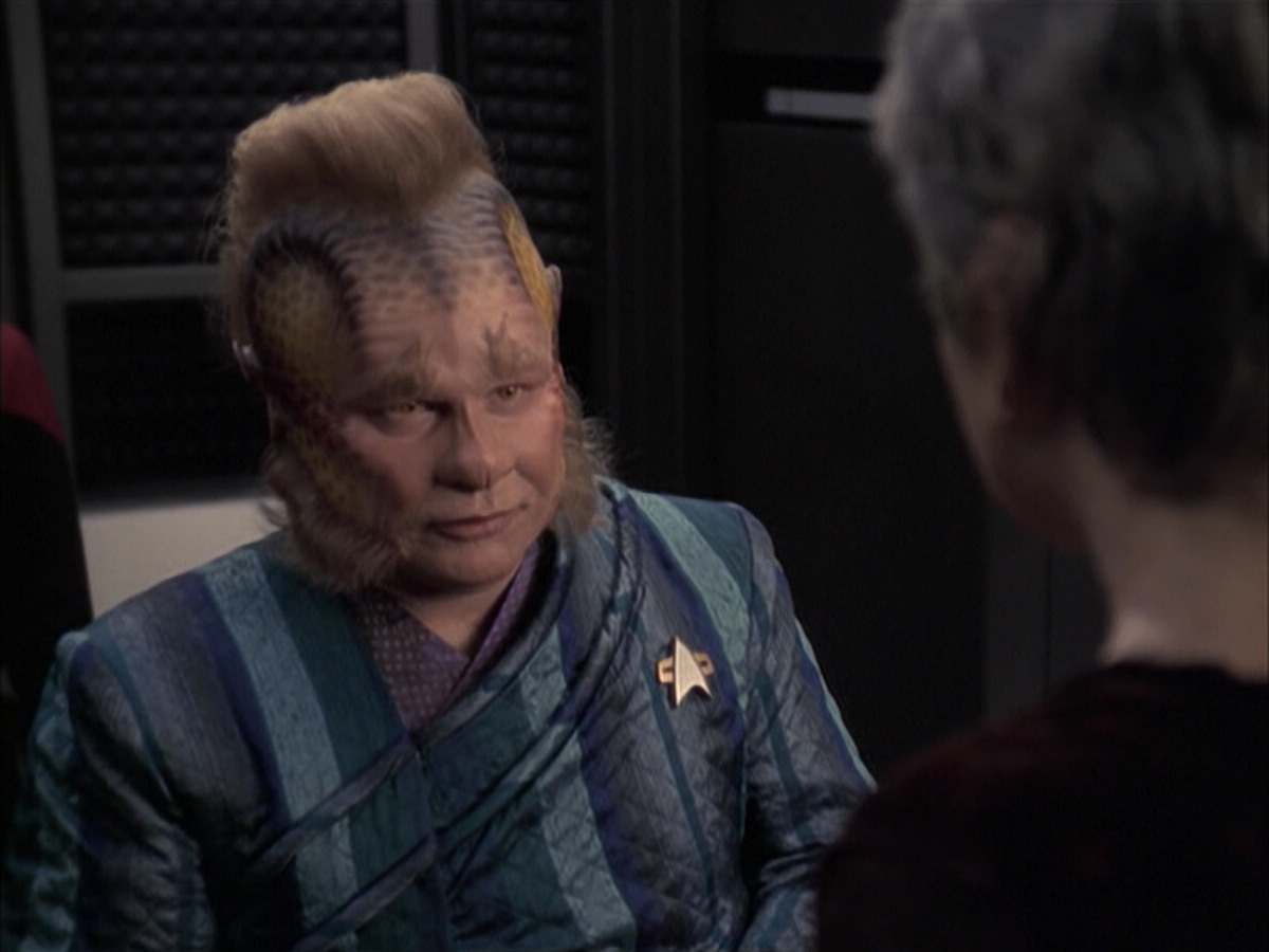 extant_StarTrek_VOY_6x23-Fury_03543.jpg