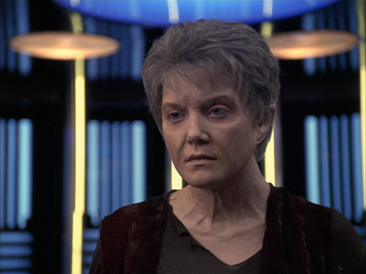 extant_StarTrek_VOY_6x23-Fury_03544.jpg