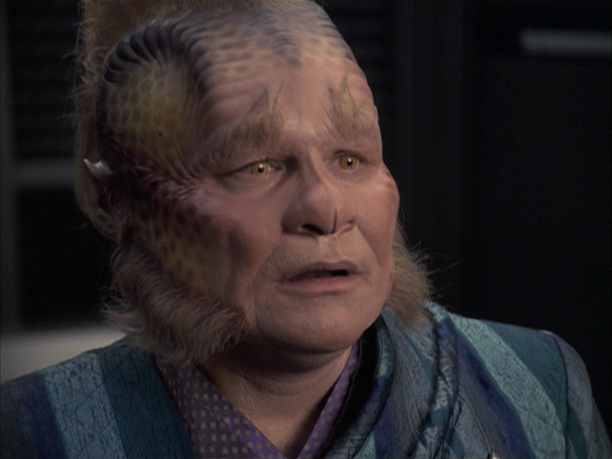 extant_StarTrek_VOY_6x23-Fury_03561.jpg