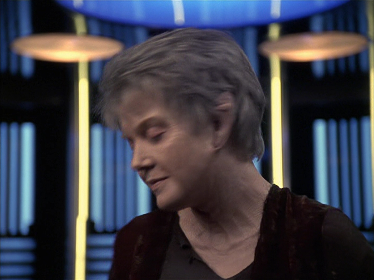 extant_StarTrek_VOY_6x23-Fury_03568.jpg