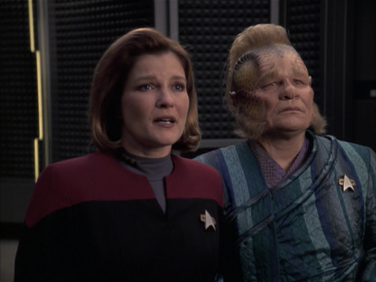 extant_StarTrek_VOY_6x23-Fury_03578.jpg