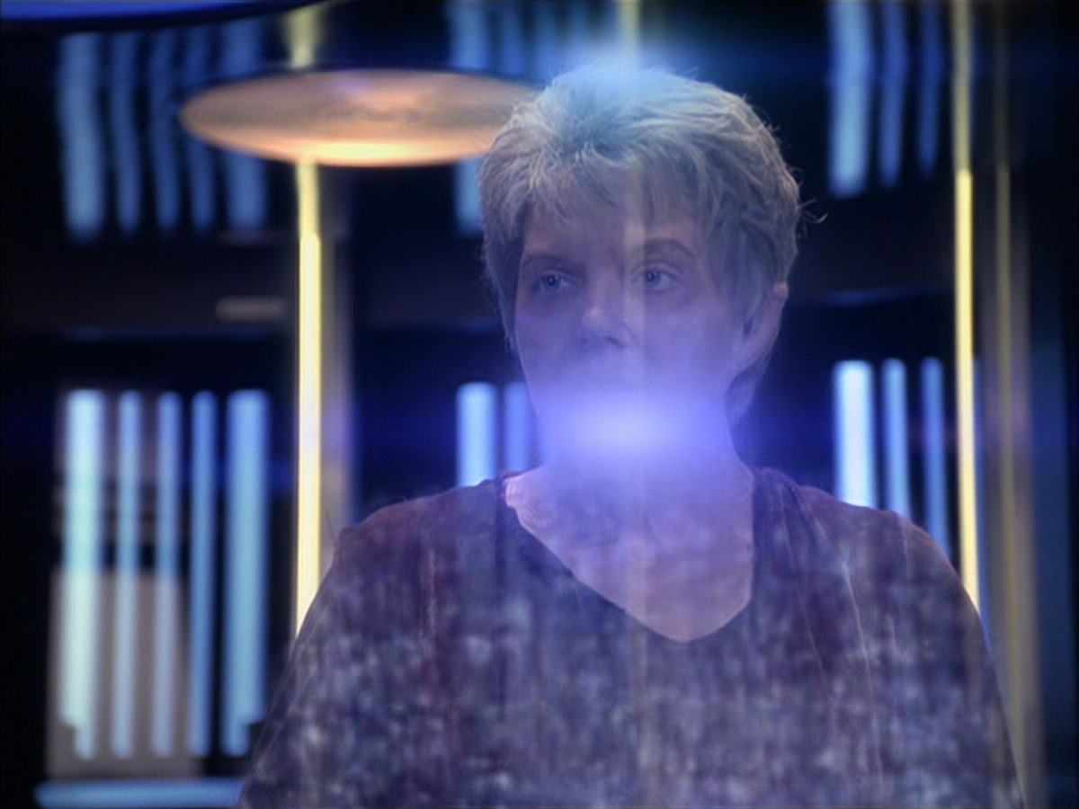 extant_StarTrek_VOY_6x23-Fury_03590.jpg