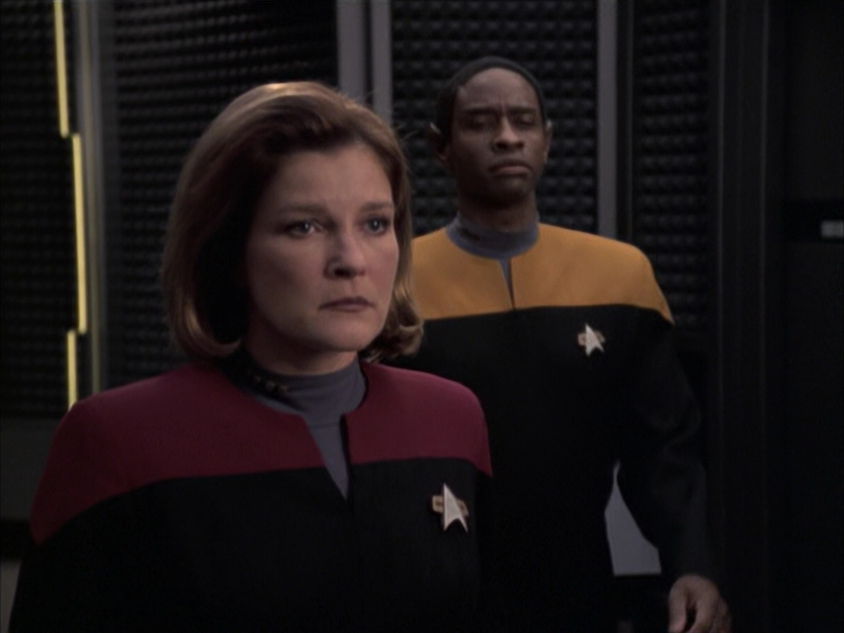 extant_StarTrek_VOY_6x23-Fury_03604.jpg