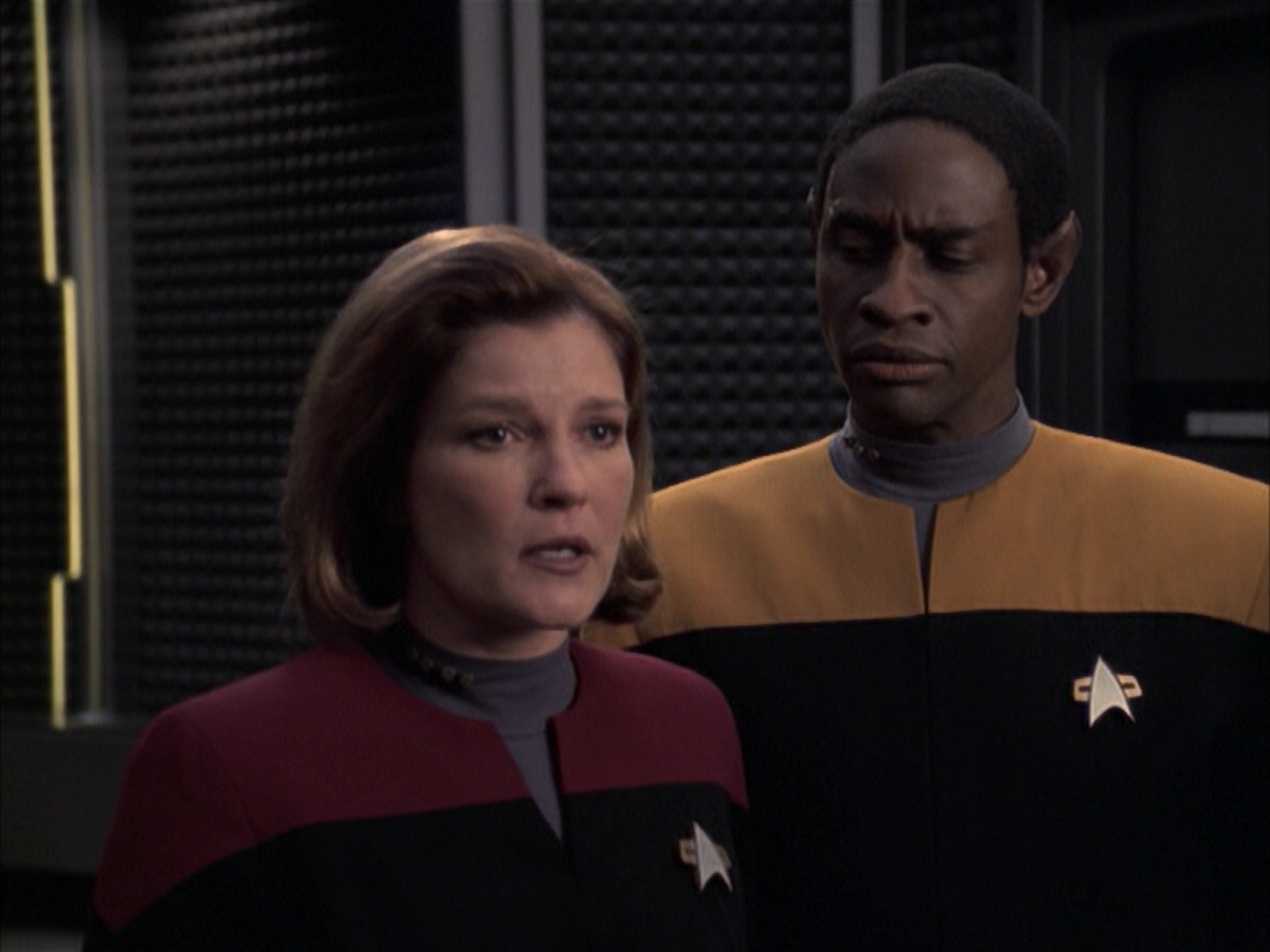 extant_StarTrek_VOY_6x23-Fury_03618.jpg