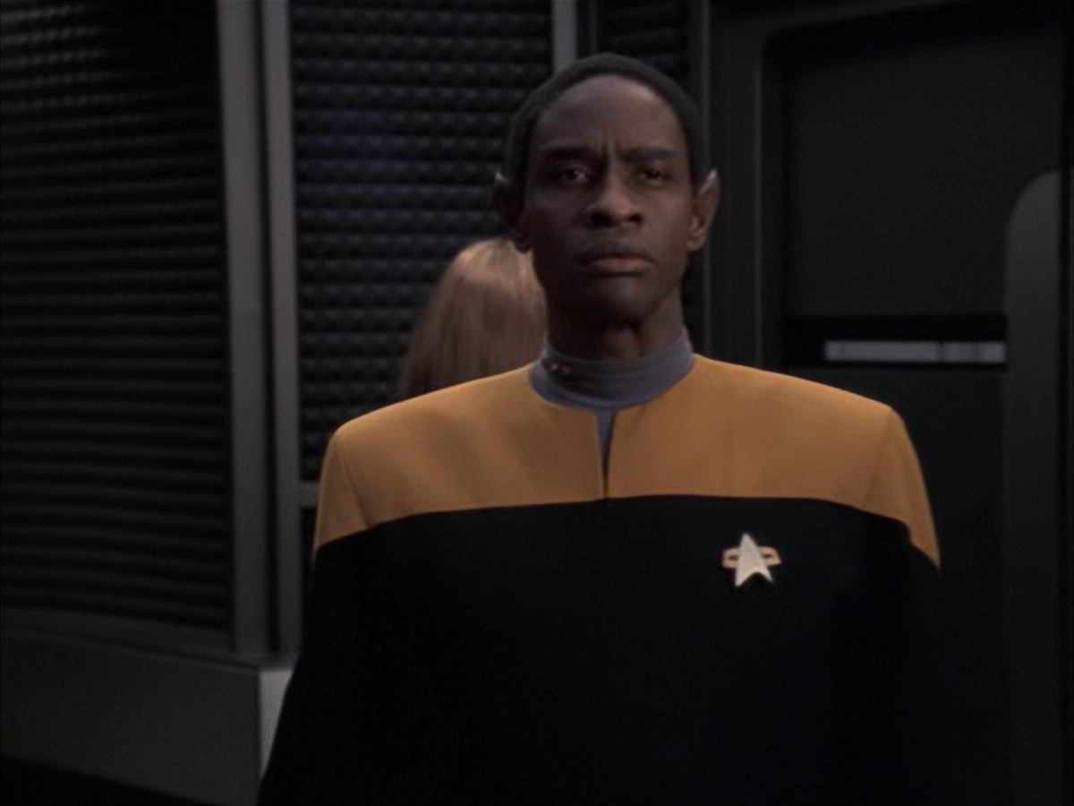 extant_StarTrek_VOY_6x23-Fury_03623.jpg