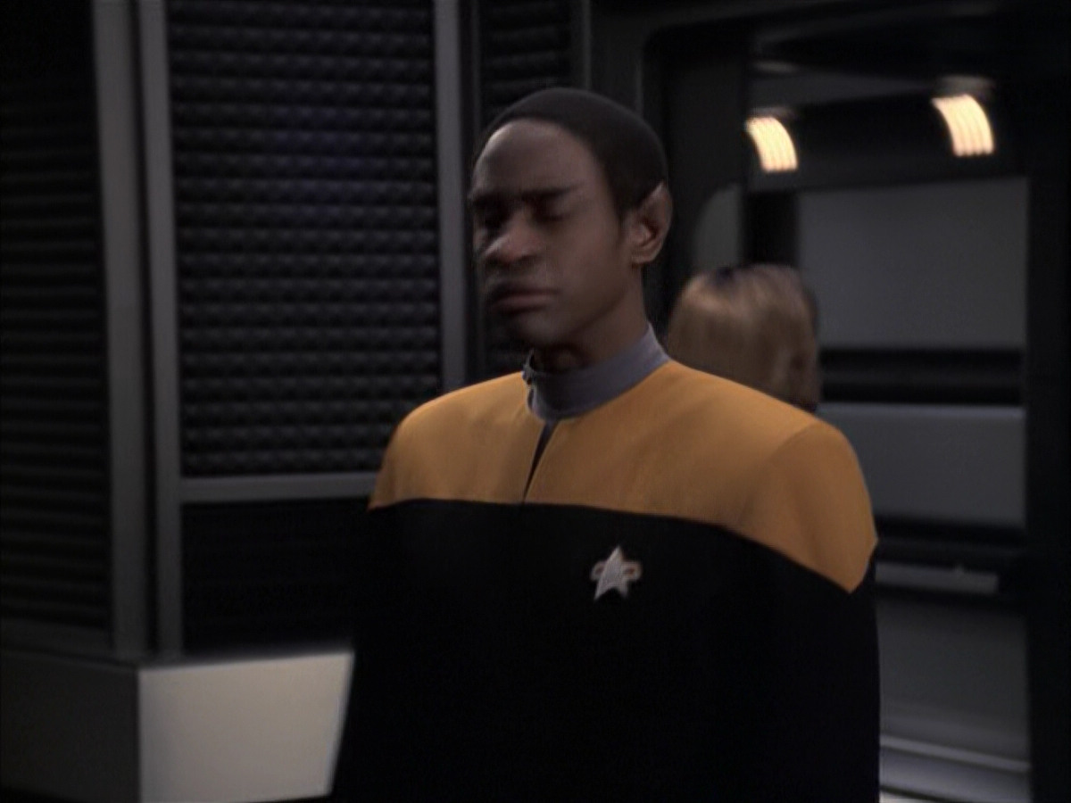 extant_StarTrek_VOY_6x23-Fury_03624.jpg