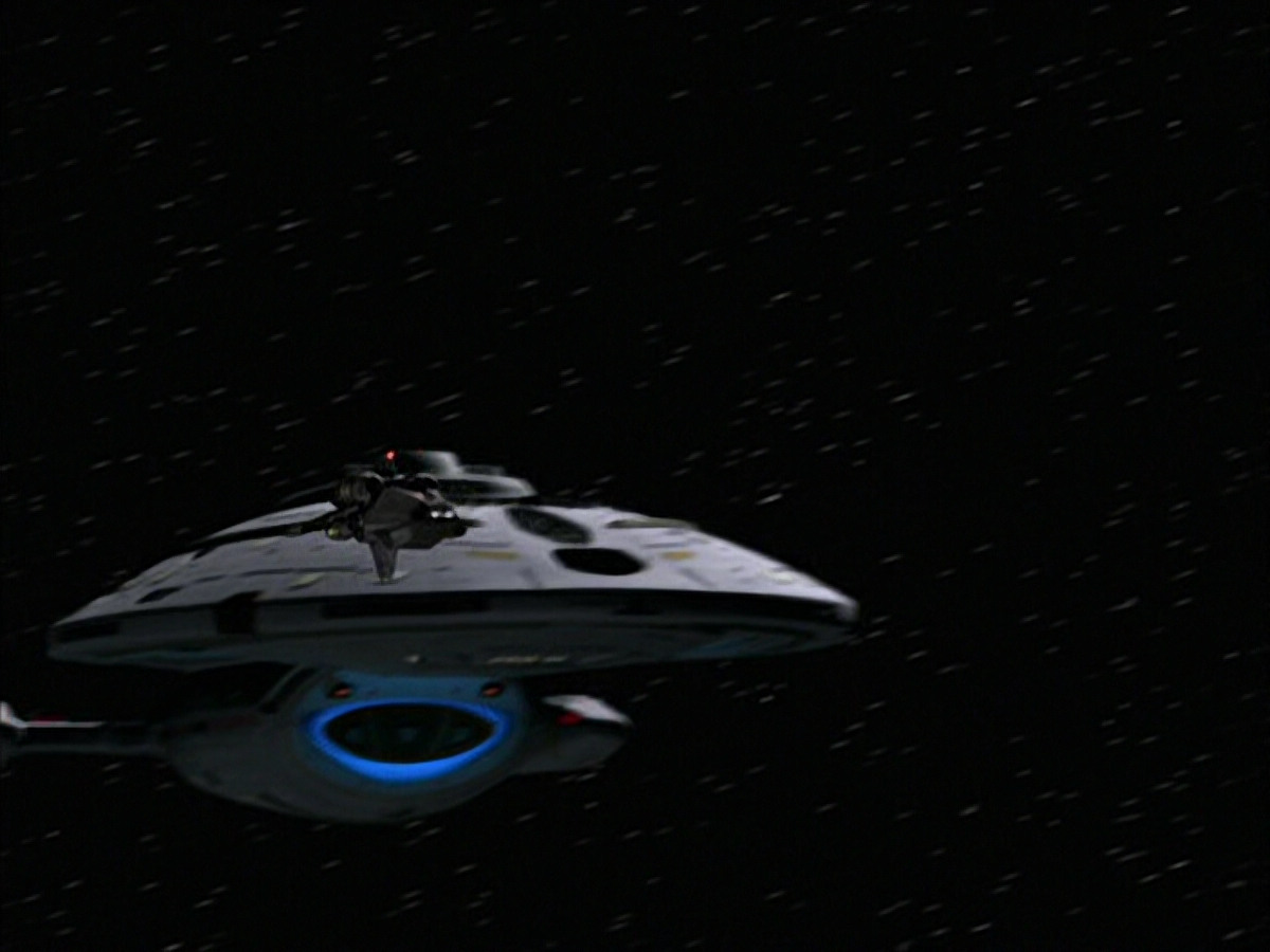 extant_StarTrek_VOY_6x23-Fury_03630.jpg
