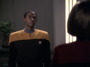 extant_StarTrek_VOY_6x23-Fury_00060.jpg