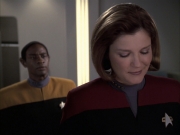 extant_StarTrek_VOY_6x23-Fury_00100.jpg