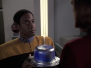 extant_StarTrek_VOY_6x23-Fury_00116.jpg