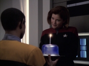 extant_StarTrek_VOY_6x23-Fury_00126.jpg