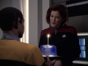 extant_StarTrek_VOY_6x23-Fury_00128.jpg