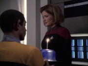 extant_StarTrek_VOY_6x23-Fury_00141.jpg