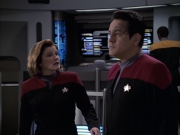 extant_StarTrek_VOY_6x23-Fury_00172.jpg