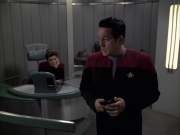 extant_StarTrek_VOY_6x23-Fury_00952.jpg
