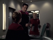 extant_StarTrek_VOY_6x23-Fury_01026.jpg
