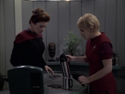 extant_StarTrek_VOY_6x23-Fury_01061.jpg