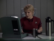 extant_StarTrek_VOY_6x23-Fury_01083.jpg