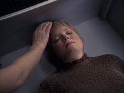 extant_StarTrek_VOY_6x23-Fury_01677.jpg