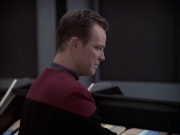 Filename=extant_StarTrek_VOY_6x23-Fury_01910.jpg
Filesize=120KiB
Dimensions=1200x900
Date added=Jan 03, 2020 extant_StarTrek_VOY_6x23-Fury_01910.jpg