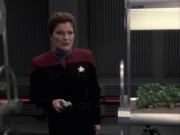 extant_StarTrek_VOY_6x23-Fury_02630.jpg