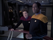 Filename=extant_StarTrek_VOY_6x23-Fury_02971.jpg
Filesize=162KiB
Dimensions=1200x900
Date added=Jan 03, 2020 extant_StarTrek_VOY_6x23-Fury_02971.jpg