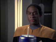 Filename=extant_StarTrek_VOY_6x23-Fury_03096.jpg
Filesize=146KiB
Dimensions=1200x900
Date added=Jan 03, 2020 extant_StarTrek_VOY_6x23-Fury_03096.jpg