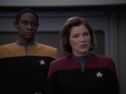 extant_StarTrek_VOY_6x23-Fury_03419.jpg