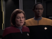 extant_StarTrek_VOY_6x23-Fury_03610.jpg