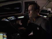 Filename=extant_StarTrek_VOY_6x24-LifeLine_00028.jpg
Filesize=158KiB
Dimensions=1200x900
Date added=Jan 03, 2020 extant_StarTrek_VOY_6x24-LifeLine_00028.jpg