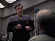 Filename=extant_StarTrek_VOY_6x24-LifeLine_00077.jpg
Filesize=150KiB
Dimensions=1200x900
Date added=Jan 03, 2020 extant_StarTrek_VOY_6x24-LifeLine_00077.jpg