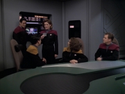 Filename=extant_StarTrek_VOY_6x24-LifeLine_00389.jpg
Filesize=149KiB
Dimensions=1200x900
Date added=Jan 03, 2020 extant_StarTrek_VOY_6x24-LifeLine_00389.jpg