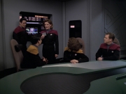 Filename=extant_StarTrek_VOY_6x24-LifeLine_00390.jpg
Filesize=153KiB
Dimensions=1200x900
Date added=Jan 03, 2020 extant_StarTrek_VOY_6x24-LifeLine_00390.jpg