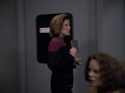 Filename=extant_StarTrek_VOY_6x24-LifeLine_00406.jpg
Filesize=110KiB
Dimensions=1200x900
Date added=Jan 03, 2020 extant_StarTrek_VOY_6x24-LifeLine_00406.jpg