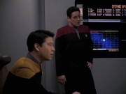 Filename=extant_StarTrek_VOY_6x24-LifeLine_00423.jpg
Filesize=142KiB
Dimensions=1200x900
Date added=Jan 03, 2020 extant_StarTrek_VOY_6x24-LifeLine_00423.jpg