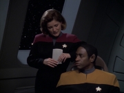 Filename=extant_StarTrek_VOY_6x24-LifeLine_00439.jpg
Filesize=137KiB
Dimensions=1200x900
Date added=Jan 03, 2020 extant_StarTrek_VOY_6x24-LifeLine_00439.jpg