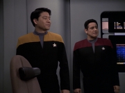 Filename=extant_StarTrek_VOY_6x24-LifeLine_00459.jpg
Filesize=127KiB
Dimensions=1200x900
Date added=Jan 03, 2020 extant_StarTrek_VOY_6x24-LifeLine_00459.jpg