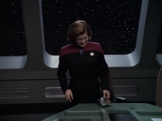 Filename=extant_StarTrek_VOY_6x24-LifeLine_00463.jpg
Filesize=155KiB
Dimensions=1200x900
Date added=Jan 03, 2020 extant_StarTrek_VOY_6x24-LifeLine_00463.jpg