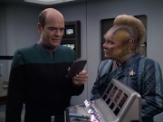Filename=extant_StarTrek_VOY_6x24-LifeLine_00481.jpg
Filesize=176KiB
Dimensions=1200x900
Date added=Jan 03, 2020 extant_StarTrek_VOY_6x24-LifeLine_00481.jpg