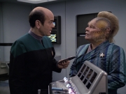 Filename=extant_StarTrek_VOY_6x24-LifeLine_00493.jpg
Filesize=181KiB
Dimensions=1200x900
Date added=Jan 03, 2020 extant_StarTrek_VOY_6x24-LifeLine_00493.jpg