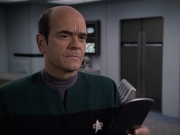 extant_StarTrek_VOY_6x24-LifeLine_00544.jpg