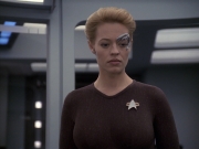 extant_StarTrek_VOY_6x24-LifeLine_00579.jpg