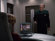 Filename=extant_StarTrek_VOY_6x24-LifeLine_00624.jpg
Filesize=155KiB
Dimensions=1200x900
Date added=Jan 03, 2020 extant_StarTrek_VOY_6x24-LifeLine_00624.jpg