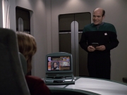 Filename=extant_StarTrek_VOY_6x24-LifeLine_00633.jpg
Filesize=159KiB
Dimensions=1200x900
Date added=Jan 03, 2020 extant_StarTrek_VOY_6x24-LifeLine_00633.jpg
