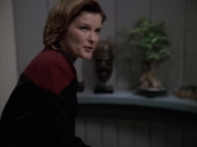 Filename=extant_StarTrek_VOY_6x24-LifeLine_00638.jpg
Filesize=115KiB
Dimensions=1200x900
Date added=Jan 03, 2020 extant_StarTrek_VOY_6x24-LifeLine_00638.jpg