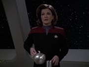 Filename=extant_StarTrek_VOY_6x24-LifeLine_00660.jpg
Filesize=135KiB
Dimensions=1200x900
Date added=Jan 03, 2020 extant_StarTrek_VOY_6x24-LifeLine_00660.jpg