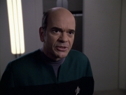 Filename=extant_StarTrek_VOY_6x24-LifeLine_00667.jpg
Filesize=127KiB
Dimensions=1200x900
Date added=Jan 03, 2020 extant_StarTrek_VOY_6x24-LifeLine_00667.jpg