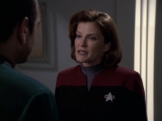 Filename=extant_StarTrek_VOY_6x24-LifeLine_00696.jpg
Filesize=126KiB
Dimensions=1200x900
Date added=Jan 03, 2020 extant_StarTrek_VOY_6x24-LifeLine_00696.jpg