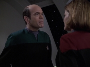 Filename=extant_StarTrek_VOY_6x24-LifeLine_00711.jpg
Filesize=122KiB
Dimensions=1200x900
Date added=Jan 03, 2020 extant_StarTrek_VOY_6x24-LifeLine_00711.jpg